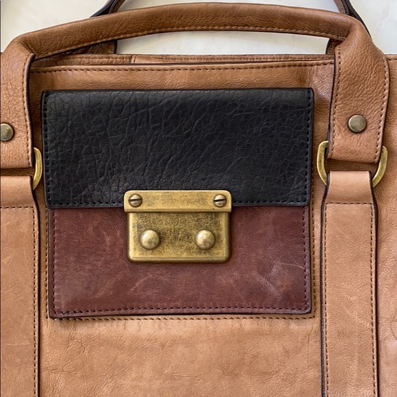 Beracamy Paris Brown Leather Tote - Picture 3 of 8